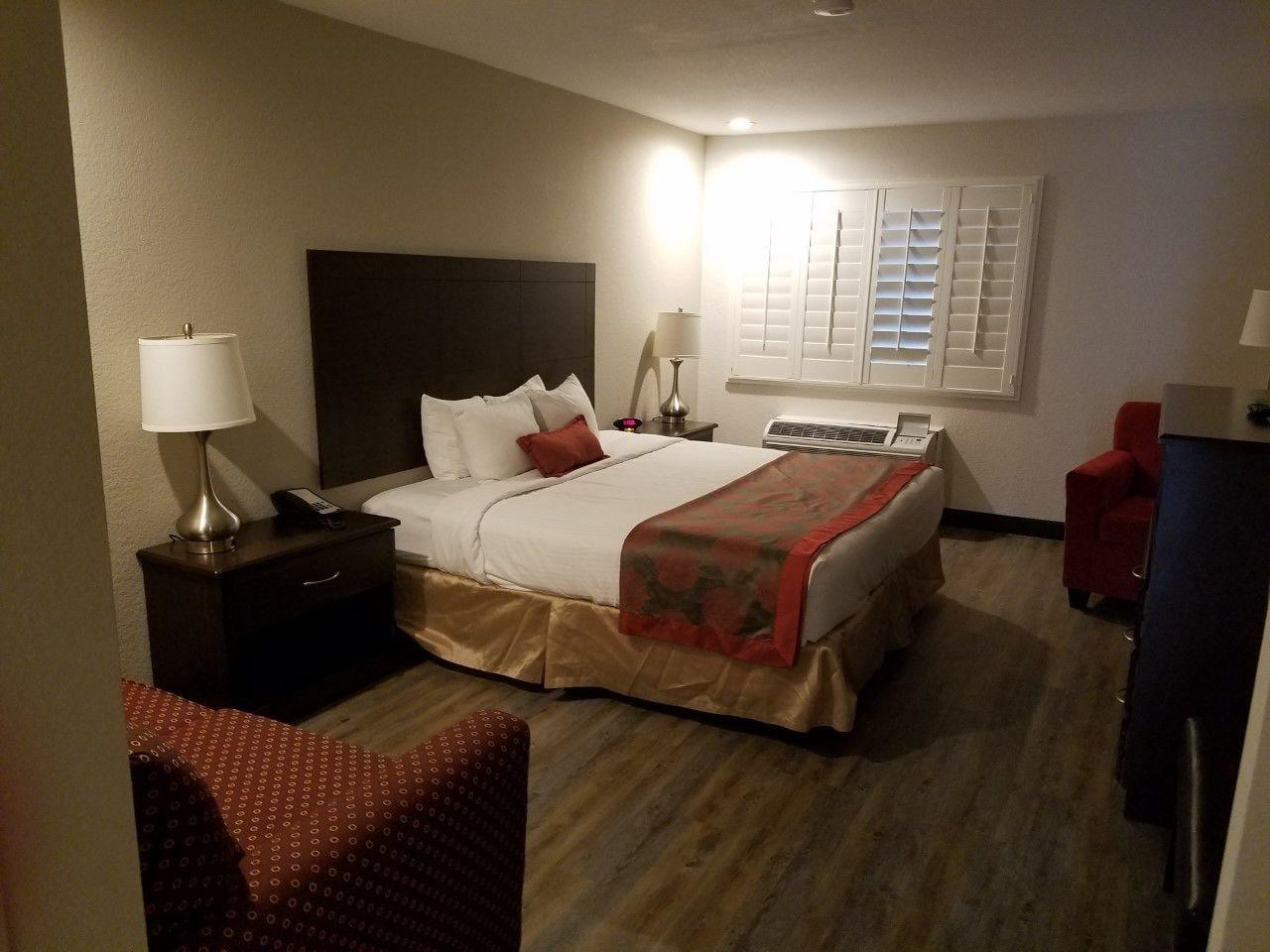 Infinity Inn & Suites Tempe Buitenkant foto
