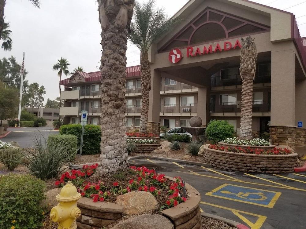 Infinity Inn & Suites Tempe Buitenkant foto