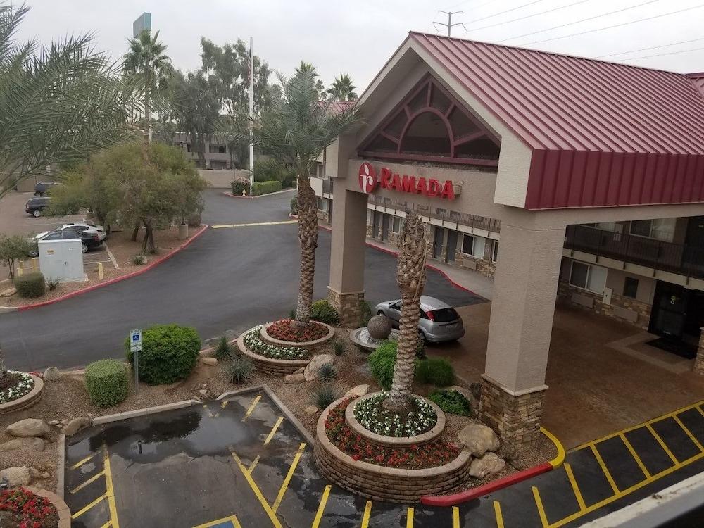 Infinity Inn & Suites Tempe Buitenkant foto